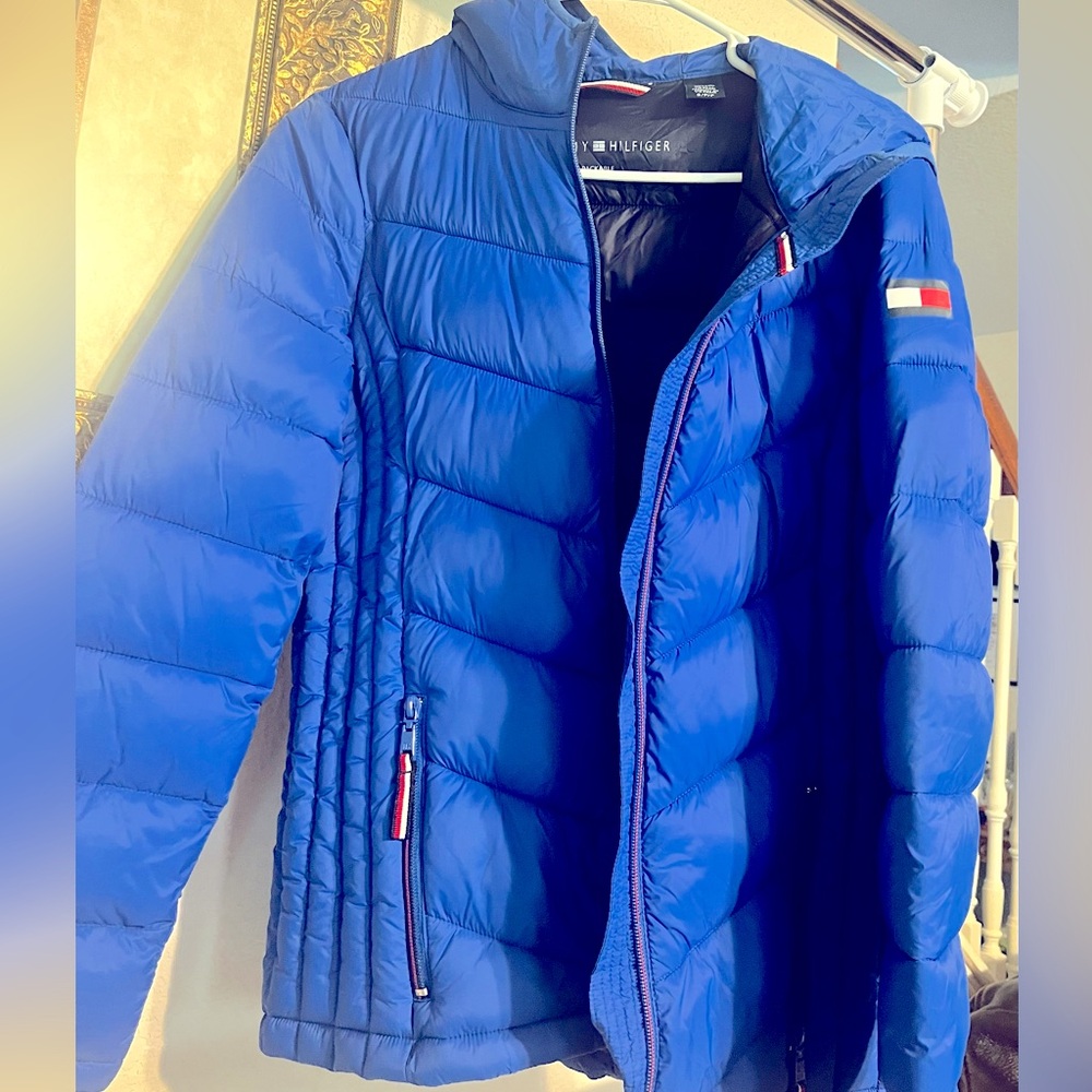 New Tommy Hilfilger lightweight packable Puffer Jacket